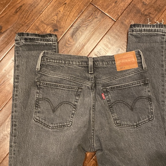 Levi’s 501 Skinny 25x32 - Picture 2 of 6